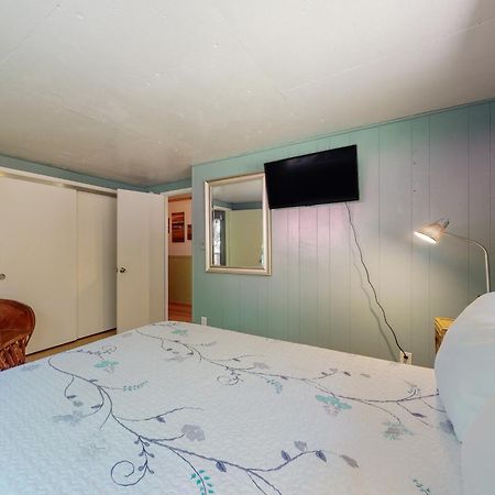 Lake Benson Rendezvous Grapeview Экстерьер фото